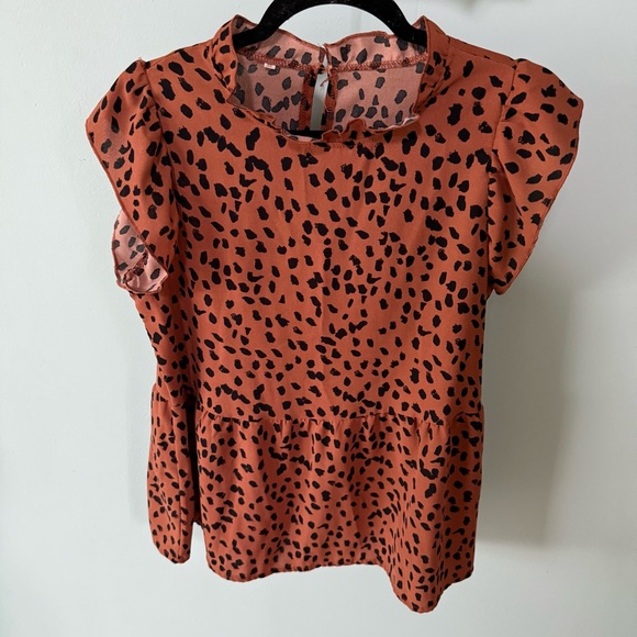 Tops - Stylish Women's Rust and Black Leopard Print Cap Sleeve Ruffled Peplum Cheetah M